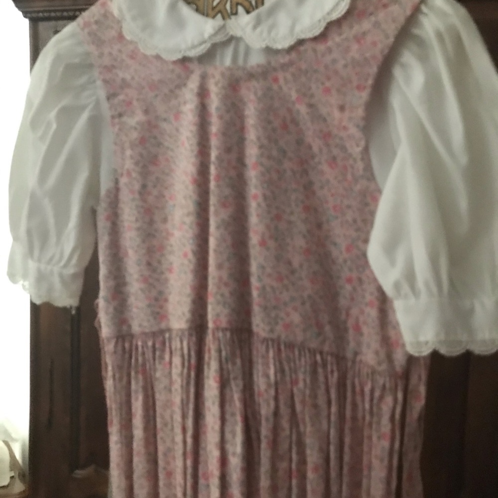 Adorable Pink Floral Kids Dress with White Accents